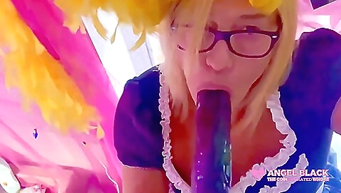 Mature woman takes off her first time