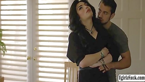Sexy chick fucked in her mouth