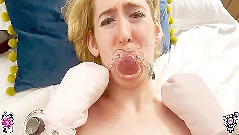 Sexy young blonde in sexy lingerie and kapri it spunky somehow