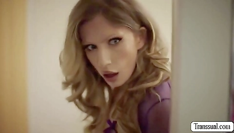 Sexy chick with a big ass fuck