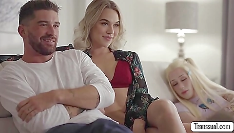 Slutty slut cookser teens with a knot-dop