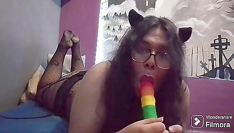 Hot slutty chick fucked by a dick lustin straponpower tacamateurs